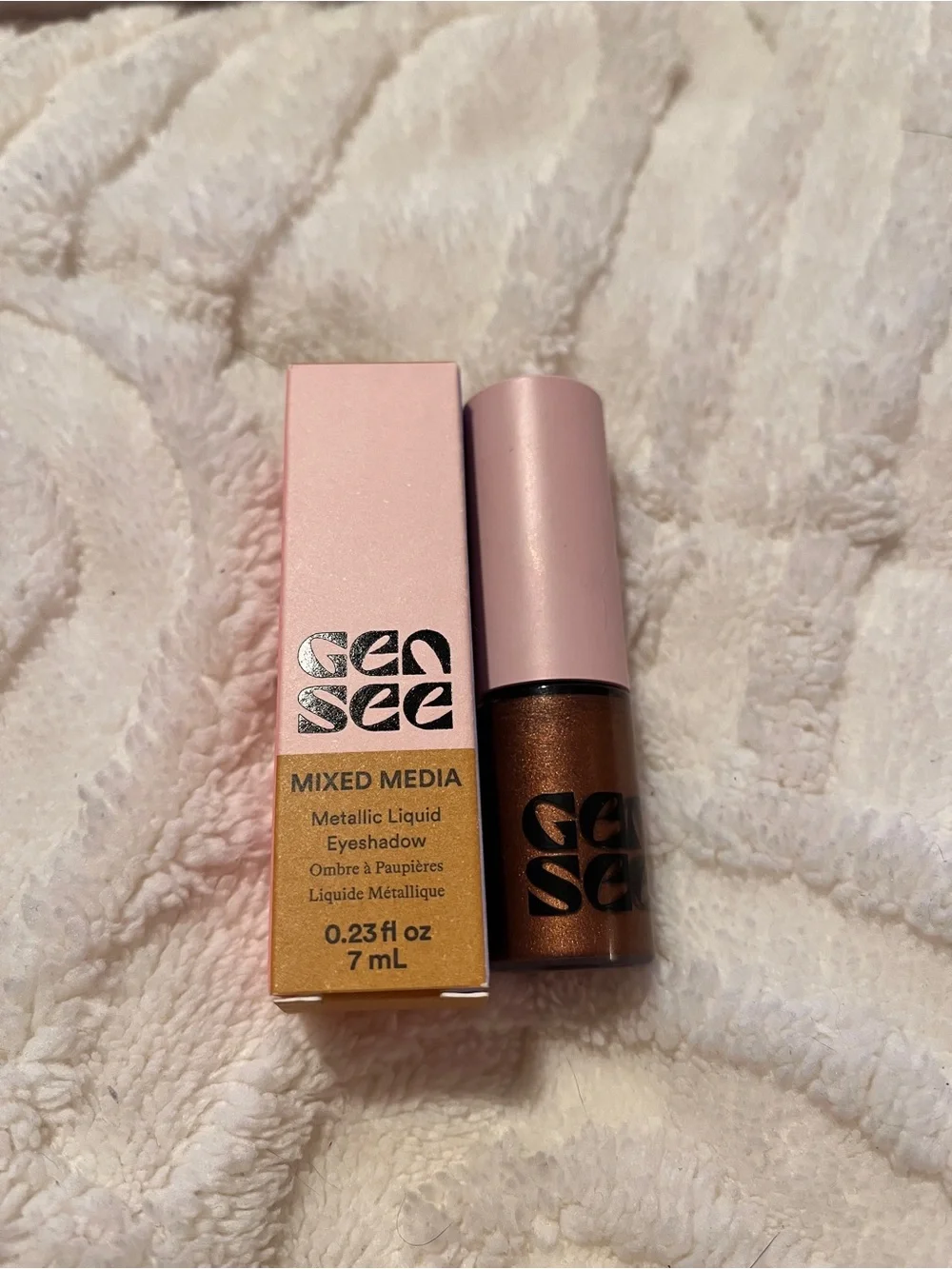 Gen See Mixed Media Metallic Liquid Eyeshadow — Moneypenny